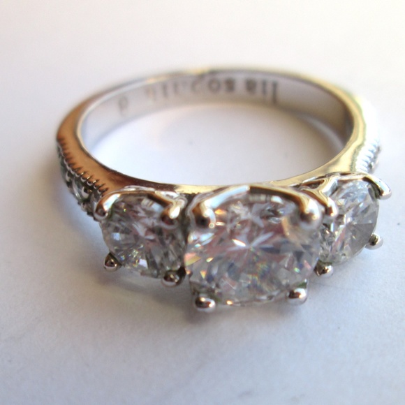 💍✨ Retired LIA SOPHIA BLANCA CZ Cubic Zirconia Sparkly Silver Tone Ring Size 8 - Picture 11 of 14